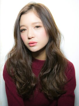 リリアン 表参道(relian) 暗髪とも相性バッチリ！ウェーブロング☆