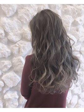 モアナ バイ ヘッドライト 沖縄南風原店(Moana by HEADLIGHT) #コスメデジタルパーマ#透明感#アッシュベージュ