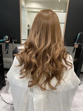 ティグリス(Tigris:) 艶髪アッシュベージュ