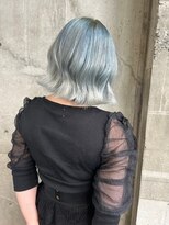 ガルボ ヘアー(garbo hair) 水色 アイスカラー ルーツカラー ボブ ケアブリーチ