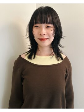 ユー(yew) レイヤーレイヤーカットレイヤースタイル顔周りカット前髪カット