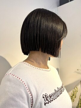 ジアン テラス(GIEN TERRASSE) 切りっぱなしボブ/ぷつんボブ/ブルーブラック@重里