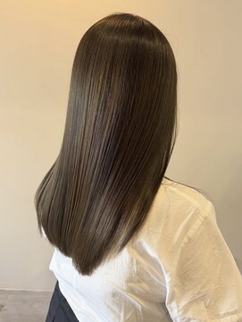 ユートゥイーズ 鎌倉(U too e's) 《Utoo e's鎌倉》美髪カラー/透き通るようなオリーブベージュ