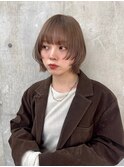 ボブ　レイヤーボブ　ボブルフ　ベージュ　フェイスレイヤー