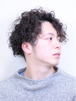 ループフォーヘアー(Loop for hair)の写真/メンズのお客様も多数来店!髪質や骨格を見極め、ON/OFFどちらもキマるスタイルをご提案します。