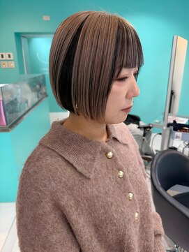 ユー イケブクロ(u Ikebukuro) ショートボブ/パラパラブリーチ/アンブレラ/トレンドカラー