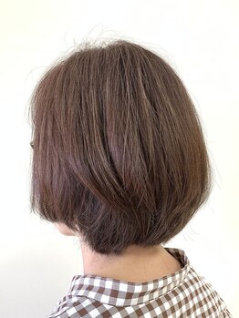 アトリエアンジェリーク(ATELIER ANGELIQUE)の写真/【美合駅から徒歩10分】髪や頭皮に優しいオーガニックカラー◎白髪ぼかしやハイライトで明るいカラーも♪