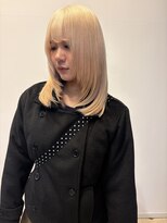 ロックス バイ マグ 松本(rocks BY MAG)&nbsp;ハイトーンホワイトブロンド×韓国風レイヤースタイル