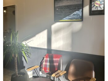 ディツアー(DETOUR)の写真/大人数の美容室が苦手な方へ。ゆったり空間でマンツーマン施術◎リラックスメニューも充実♪