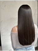 ロングで叶える極上ツヤ髪ストレート