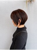 丸みショートボブで横顔まで美しく