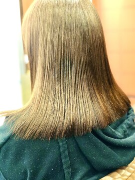 ハーモニックサロン キュア(harmonic salon Cure) ミディアムスタイル