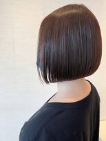 ぱつっとボブ