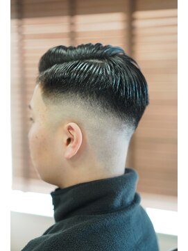 プロ バーバーショップ(PRO BARBER SHOP) バーバースタイルハードパート