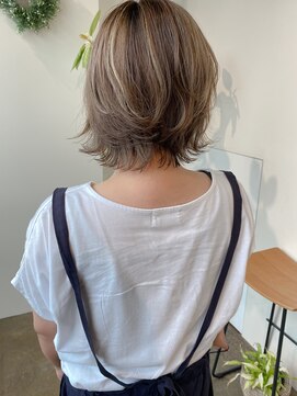 ヘアサロン ピース(hair salon PIECE) くびれボブ レイヤーボブ 外はね 髪質改善カラー オリーブ