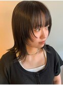 顔周りレイヤー　外ハネミディ　アッシュカラー