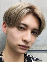 オーシャントーキョー ホワイト 原宿(OCEAN TOKYO WHITE)&nbsp;メンズナチュラルショート　ハイトーンセンターパート