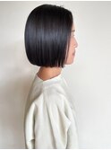 大人ボブでモードなスタイルに/アッシュブラック