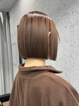 ラフ 立川(Laff) 立川切りっぱなしボブミニボブぱつっとボブハイトーンボブ/美髪