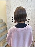 外ハネ　ミニボブ
