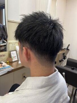 コアフィールフィス(COIFFURE fils) 《見附　今町》メンズ　ツーブロ刈り上げ