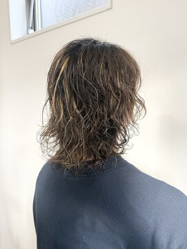 ヘアステーションフラット(HAIR STATION FLAT) ウルフパーマ＋ハイライト
