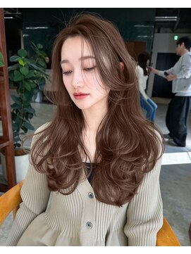 ソピ バイ インビテーション(sopi by invitation) NARUOKA/海外風/透明感カラー/くすみベージュ/レイヤーカット