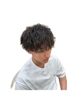 ラヴィズム 名駅店(LUVISM)&nbsp;アイロンセット風縦落ちパーマ