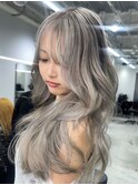 ロング ハイトーン ミルクティーベージュ 顔周りレイヤー 20代
