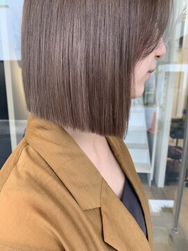 シキ 渋谷(siki) ハイトーン/ブリーチ/レイヤーカット/シアーカラー/渋谷/原宿