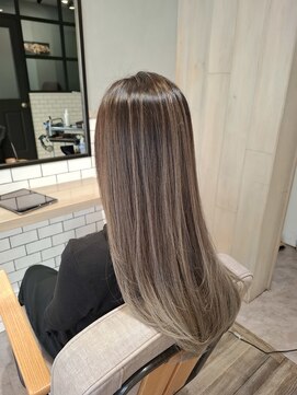 イル(ile) バレイヤージュ、シャドウルーツ