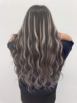 ロサ ファイブヘアー(Rosa..5Hair) 黒×シルバーのバレイヤージュstyle!