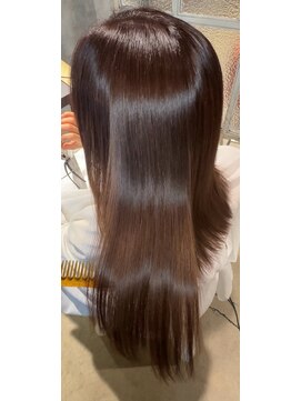 フィエスタ(Fiesta) 髪質改善/縮毛矯正/美髪/艶髪/髪質改善トリートメント/三国ヶ丘