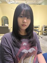 ウタ&nbsp;大通×レイヤーカット×グレージュ