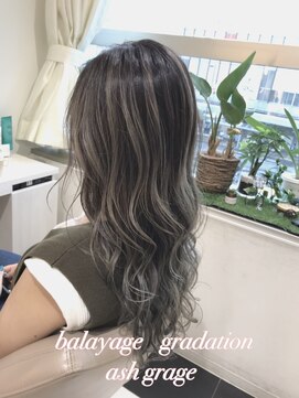 アッシュ 大宮店(Ash) アッシュグレージュ×バレイヤージュカラー☆