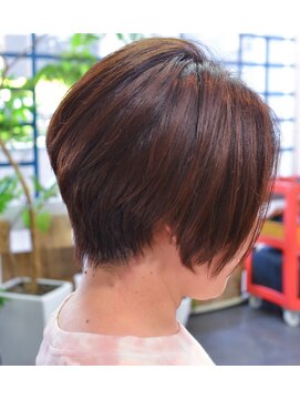 ポタム 東中野(potamu) 襟足スッキリショート