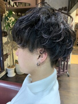 ヘアー クリエイト カルバリ(HAIR CREATE Calbari) メンズクリープパーマ×シークレットハイライト