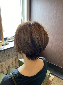 学べる美容室 ハグ(Hug) ショート