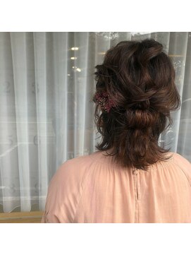 メルク(merc.) 【merc.加岳井】ハーフアップアレンジ