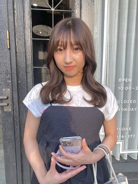 カムジーヘッドカミノウラ(COMEGHEAD KAMINOURA) ブリーチなしで作るアッシュカラー