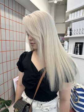 ペレ 渋谷(PELE) kya120_  斜めバング/グレージュカラー/デザインカラー/渋谷