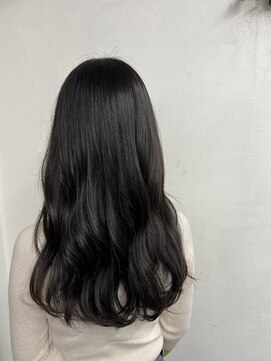 ドアホワイト(door white) 【doorwhite 新松戸】ほんのりオリーブカラー