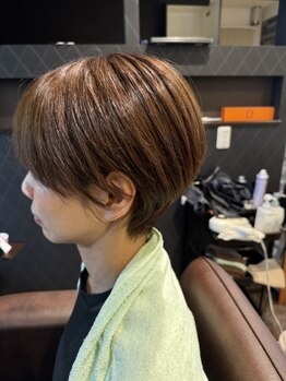 ピースアウト(peace out)の写真/《鴨島》お顔回りの細部までカットにこだわり、あなたに合ったバランスをご提案☆扱いやすく小顔魅せも◎