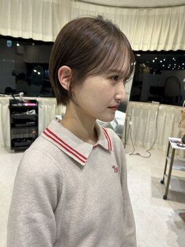 ミラ(MIRA) ショートボブ／ショートヘアー／顔まわりカット／梅田美容室