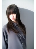 姫カット×顔まわりレイヤー×ストリート