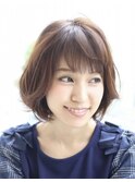 大人フェミニンボブ