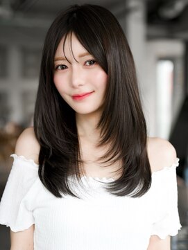 エインアンリー 明治神宮前(AIN.ANLY.) レイヤーカットで作るナチュラルロング