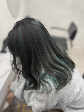 ノアル 大宮店(NOAHL) グリーン／ハイライト／インナーカラー　M