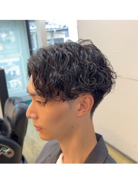 ヤマグチ トゥシェル ヘアー&メイク ヘアーアンドメイク 波巻きパーマ
