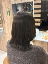 オリ 仙台(Oli) 着物ヘア/ダークアッシュ/ミディアムレイヤーカット